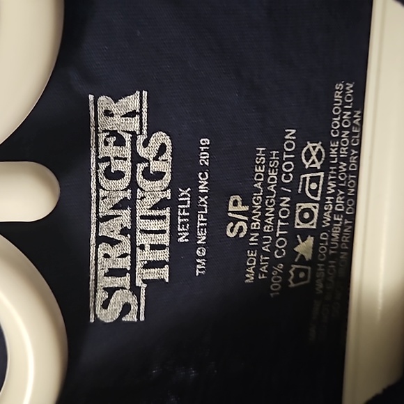 🌟3/$25🌟Strangers Things Mens' Small  Graphic Print-T-Shirt - Picture 3 of 4